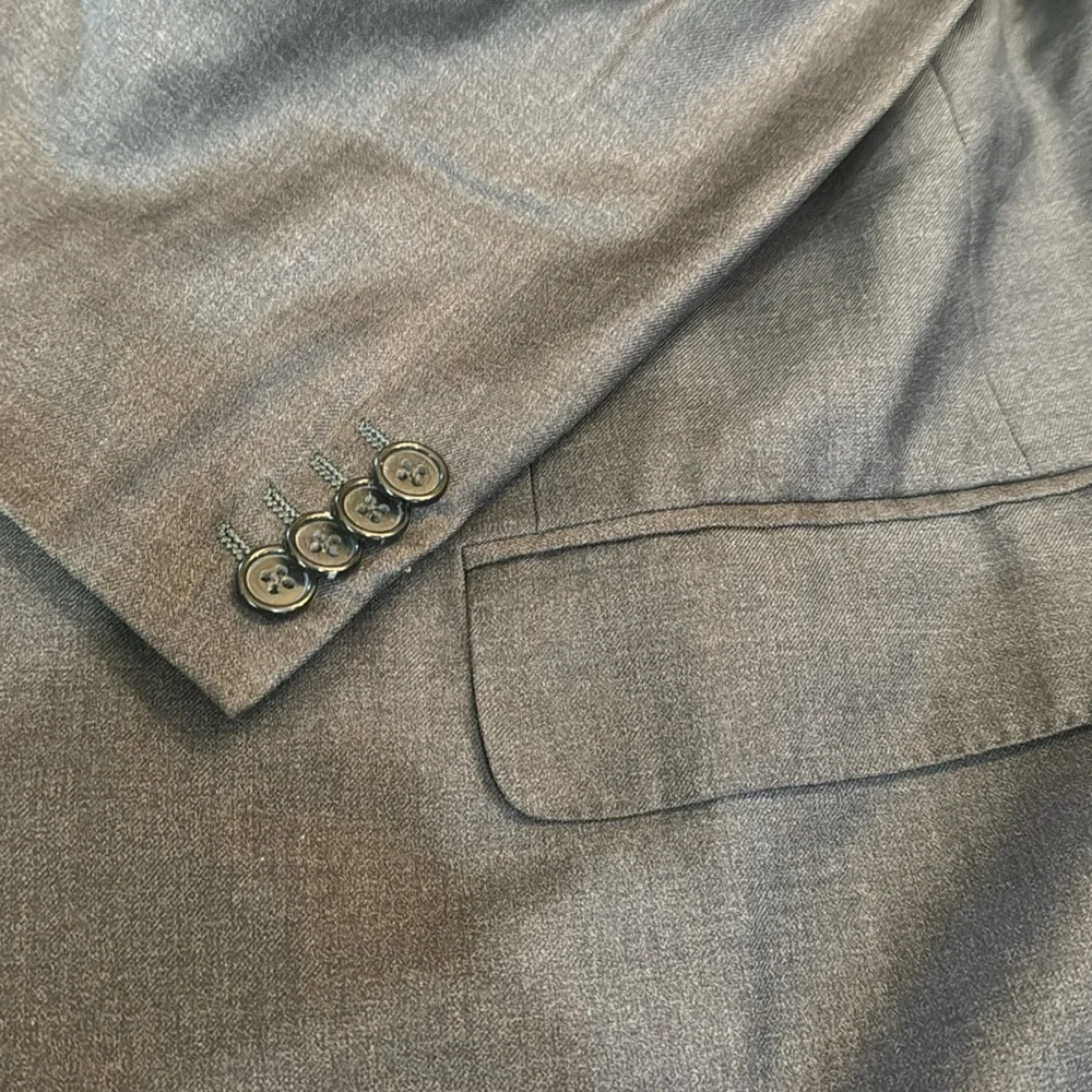 Ermenegildo Zegna Vintage Classic 3‎ button Blazer Charcoal in color quality